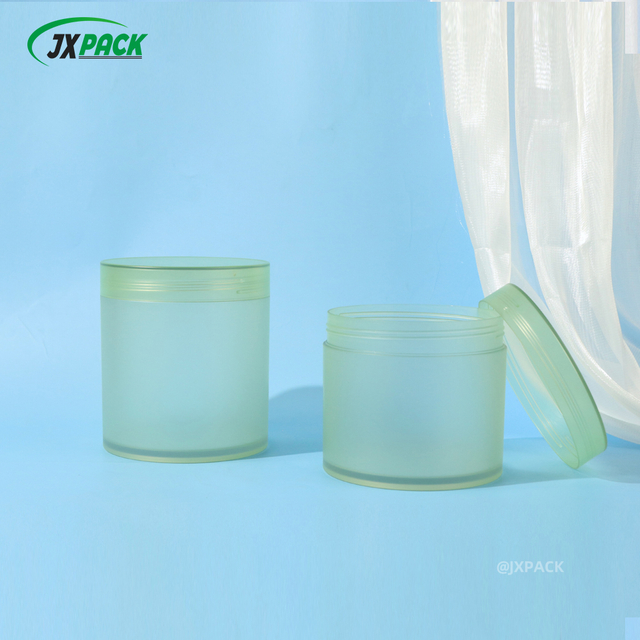 Wholesale Cosmetic Skincare Packaging Plastic Cream Jar