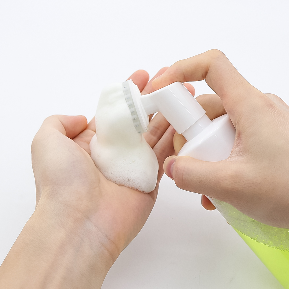 Plastic Down Clothes Dry Cleaning Liquid Bottle With Silicone Brush
