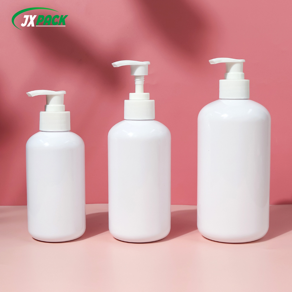 Pet shampoo bottle